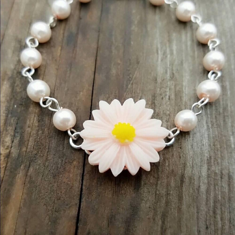 Daisy Pale Pink Buttery Bracelets 2 Piece Set New - Picture 5 of 8